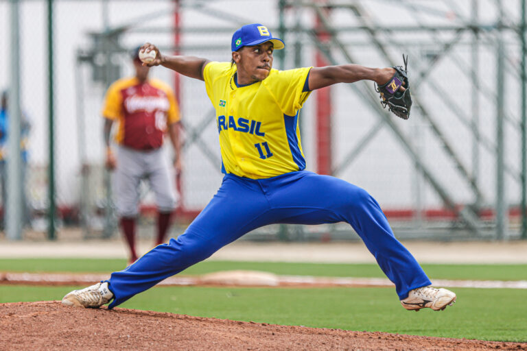 19.10.2023 - Jogos Pan-americanos Santiago 2023 - Beisebol masculino - Brasil x Venezuela - Na foto, Felipe Natel. Foto: Wander Roberto/COB @wander_imagem